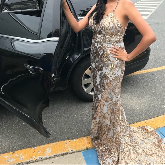 Prom Dress - Picture 2 of 4